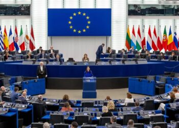 Parlament Europejski. Fot. PAP/EPA/CHRISTOPHE PETIT TESSON