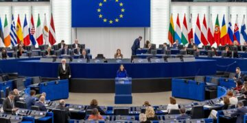 Parlament Europejski. Fot. PAP/EPA/CHRISTOPHE PETIT TESSON