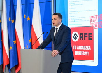 Rzecznik rządu Adam Szłapka (PAP/Radek Pietruszka)