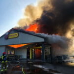 POLKOWICE POŻAR SKLEPU BIEDRONKA. Fot. PAP/KPPSP w Polkowicach