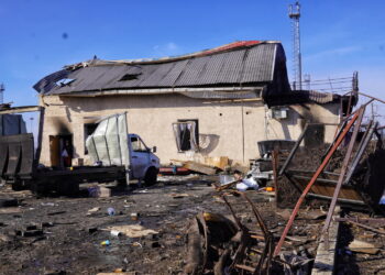 Czarnomorsk. Zniszczenia po rosyjskim ataku dronowym. Fot. PAP/Alena Solomonova