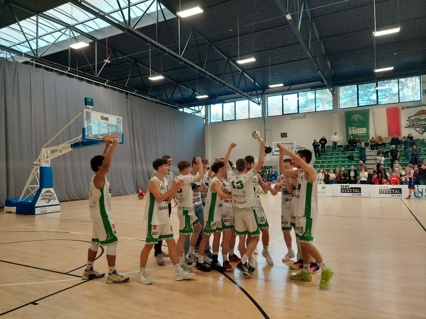 Koszykarze REWE digital Poland SKM Zastalu w półfinale MP U-19