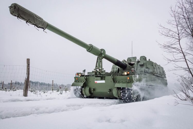 Zdjęcie ilustracyjne. Szkolenie załóg K9 ThunderFot. Dowództwo Generalne Rodzajów Sił Zbrojnych/FB