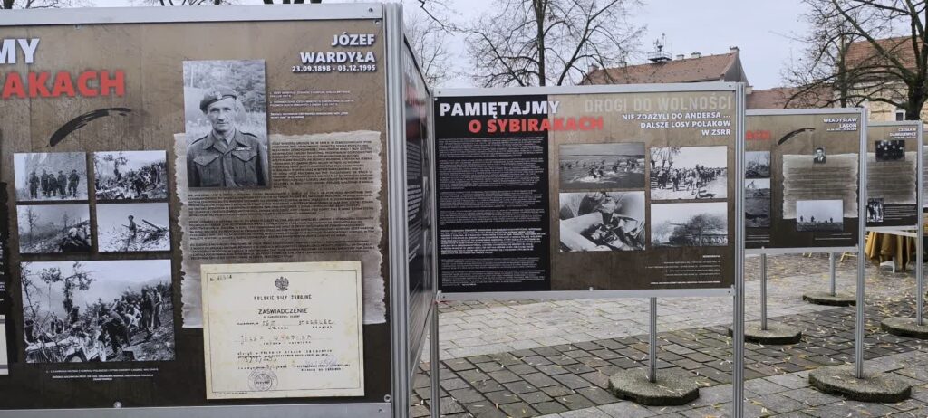 fot. Fundacja Znaki Pamięci / wystawa z 2025 roku w powiecie krakowskim