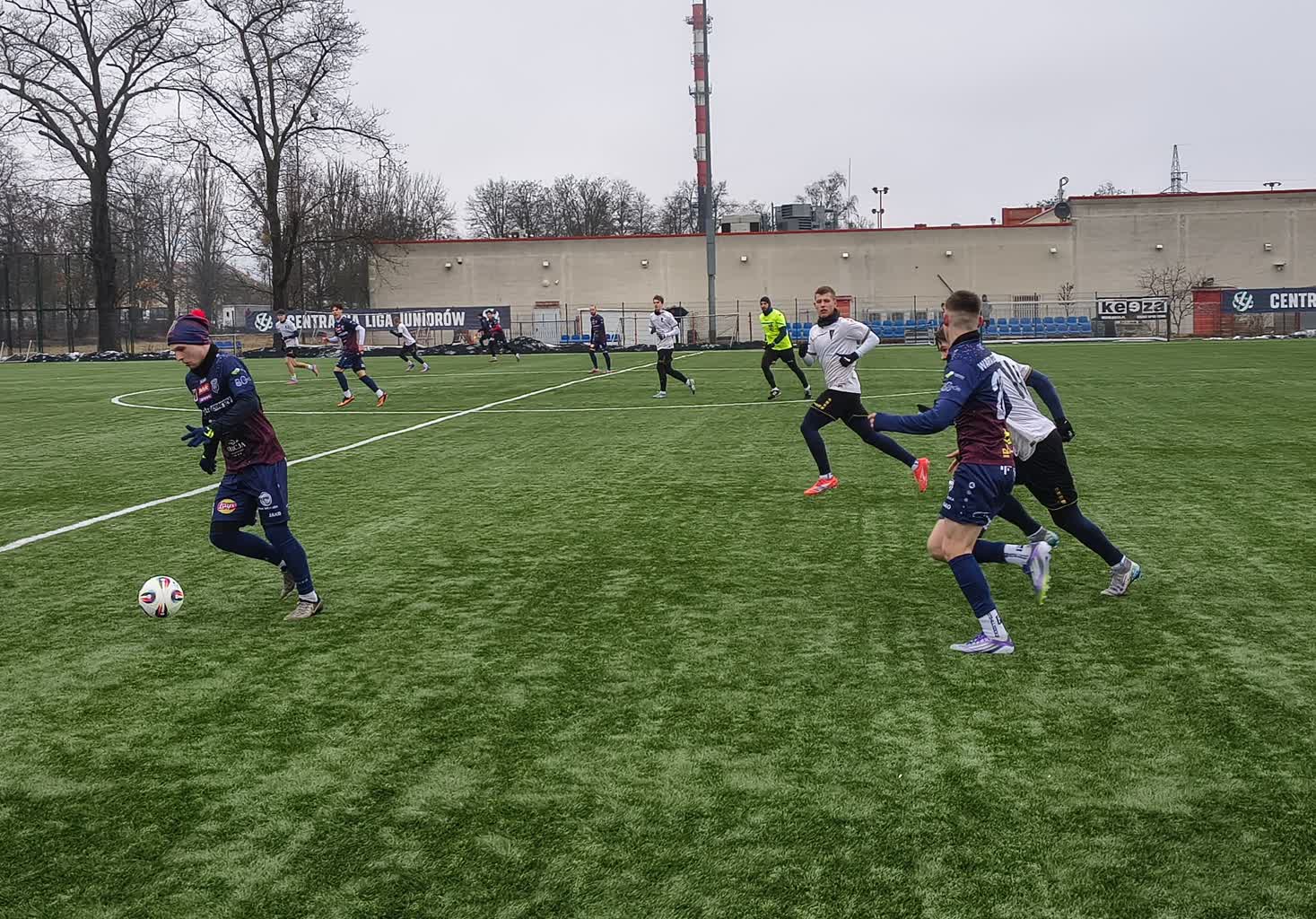 Ostatni sparing Warty na plus