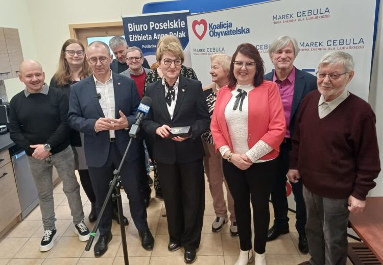Elżbieta Polak rezygnuje ze startu na przewodniczącą lubuskiej KO, popiera Marka Cebulę (fot. Piotr Bakselerowicz)