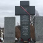 Pomnik Huta Pieniacka