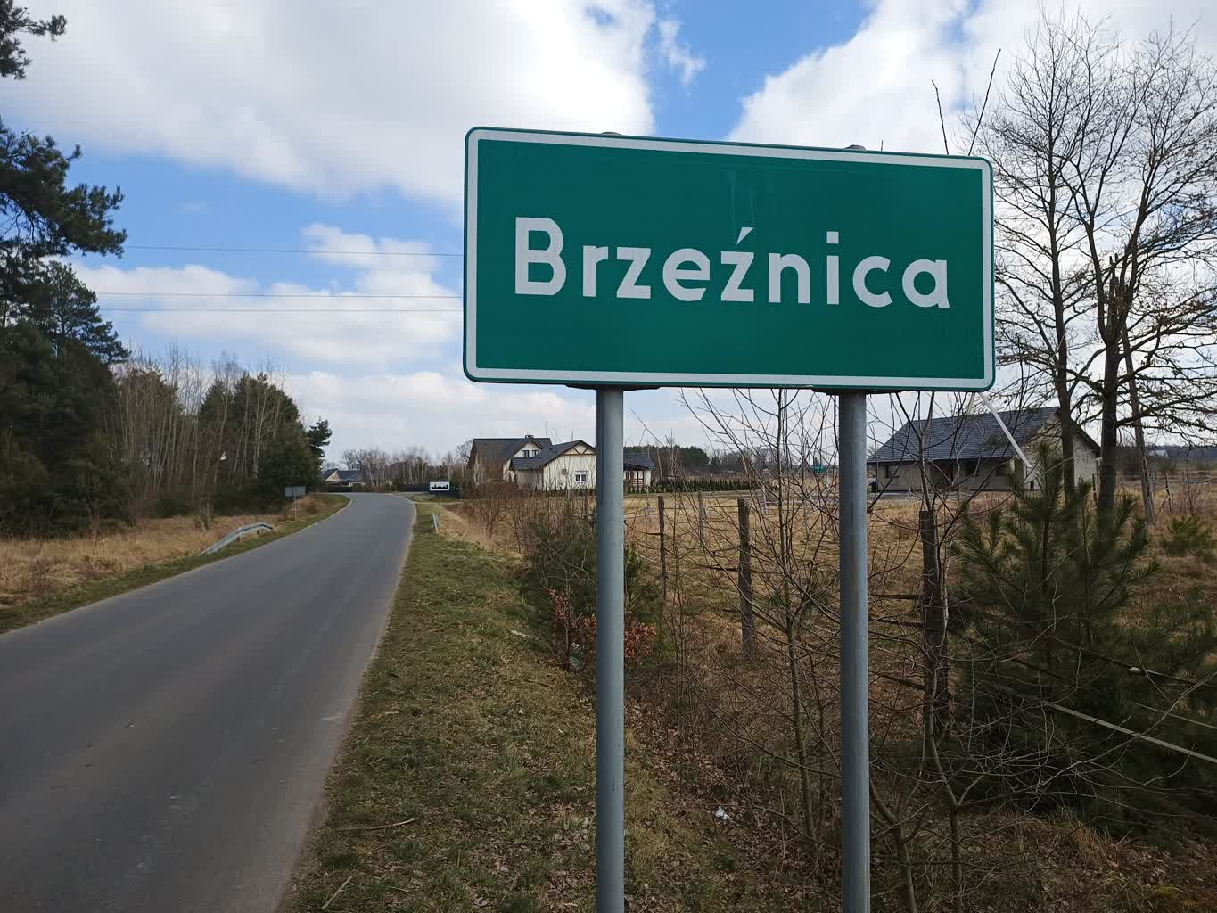 Zbiórka podpisów w sprawie remontu drogi do Niwisk