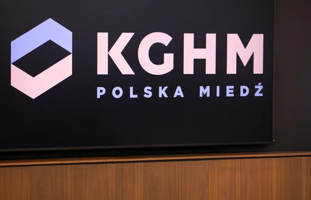 Siedziba KGHM. Fot. PAP/Krzysztof Ćwik