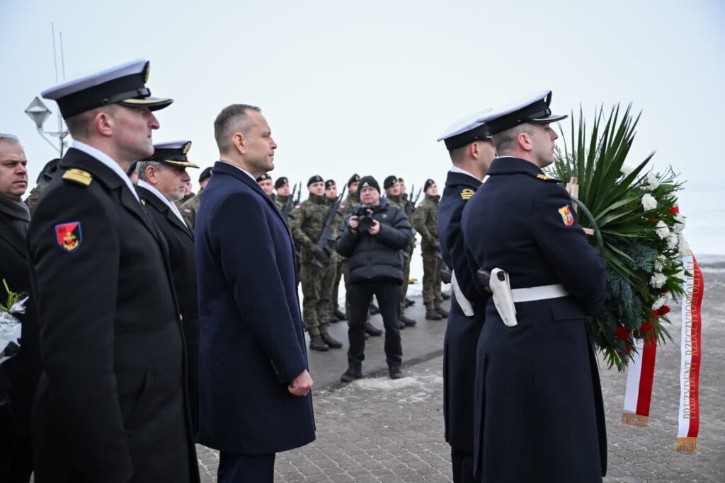 PUCK 106. ROCZNICA ZAŚLUBIN POLSKI Z MORZEM. Fot. PAP/Adam Warżawa