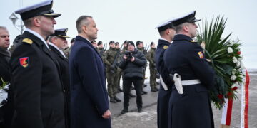 PUCK 106. ROCZNICA ZAŚLUBIN POLSKI Z MORZEM. Fot. PAP/Adam Warżawa