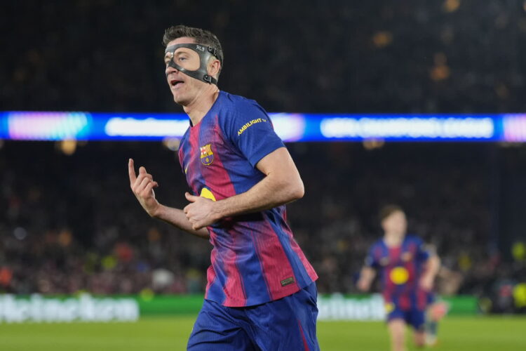 Robert Lewandowski . UEFA Champions League - FC Barcelona vs Newcastle. Fot. PAP/EPA/Siu Wu