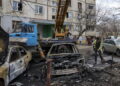 Charków po rosyjskim ataku dronowym. Fot. PAP/EPA/SERGEY KOZLOV