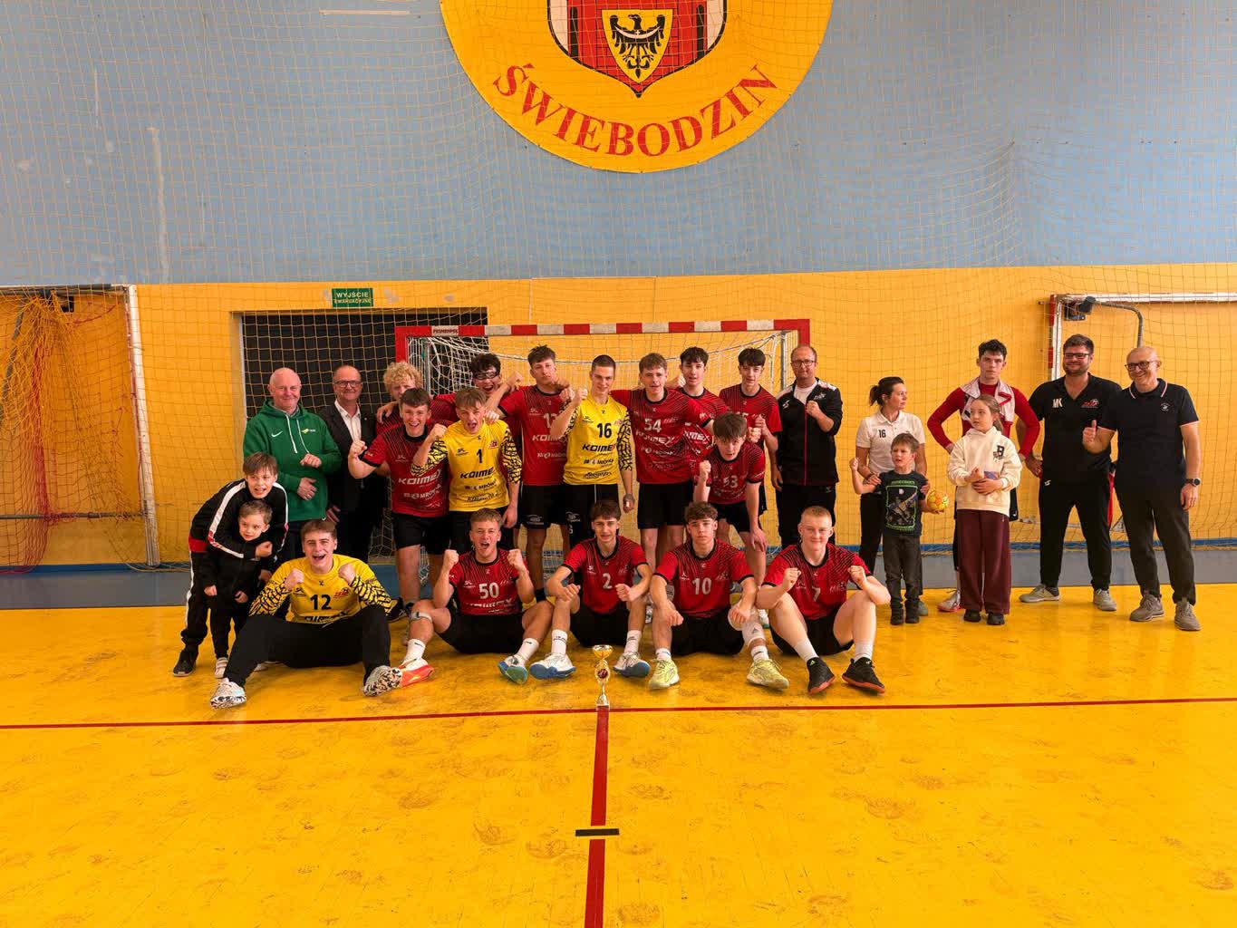 Zew zagra w 1/8 finału MP juniorów młodszych