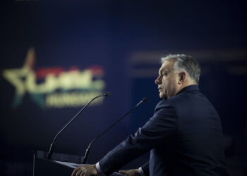 Na zdjęciu Viktor Orban (PAP/EPA/ZOLTAN FISCHER / HANDOUT)