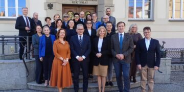 Niemal 300 szkół i przedszkoli zlikwidowanych lub przekształconych w 2025 r.