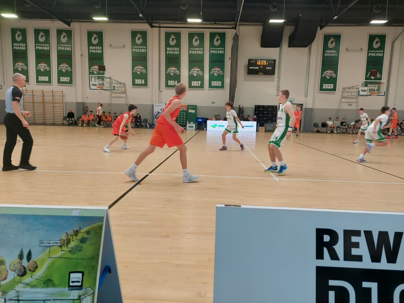 SKM Zastal wygrał swoją grupę i jutro zagra w finale CEYBL U-14