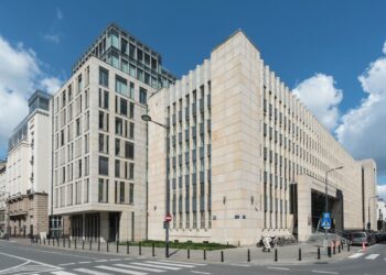 Kompleks NSA w Warszawie (wikimedia)