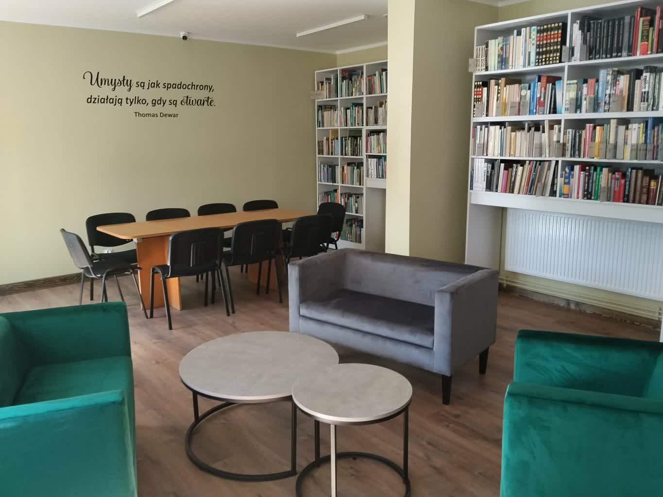 Szprotawska biblioteka ogłasza konkurs na 80 lat placówki