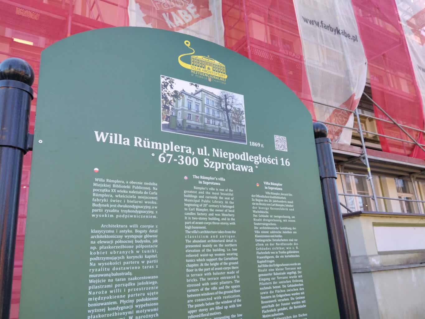 Ostatnie prace przy budynku szprotawskiej biblioteki