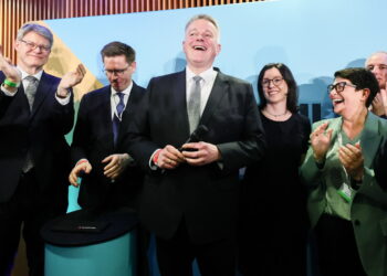 CDU celebruje zwycięstwo w wyborach w Nadrenii-Palatynacie (PAP/EPA/RONALD WITTEK)