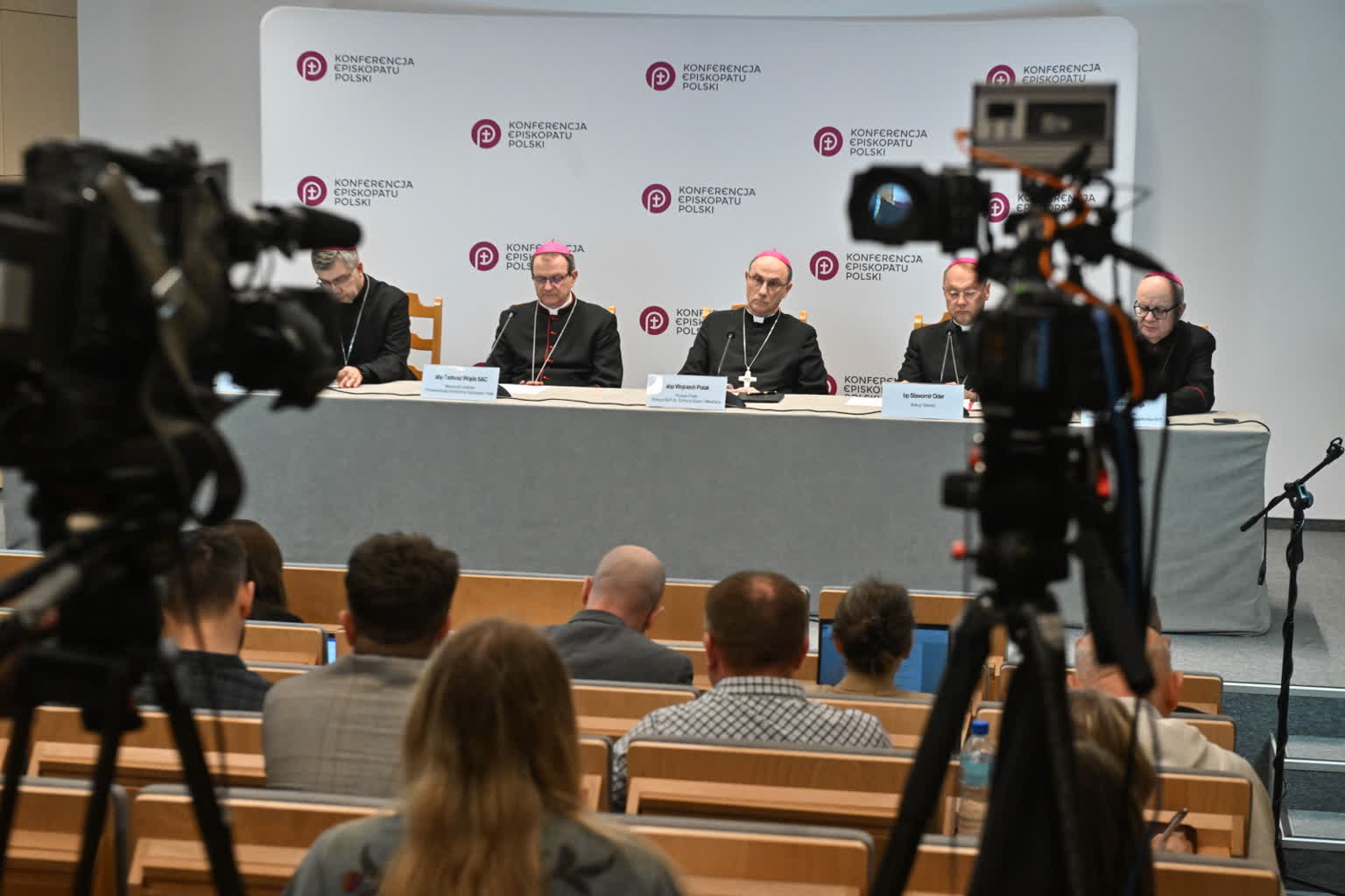 Przewodnicząca państwowej komisji ds. pedofilii o komisji powołanej przez Episkopat