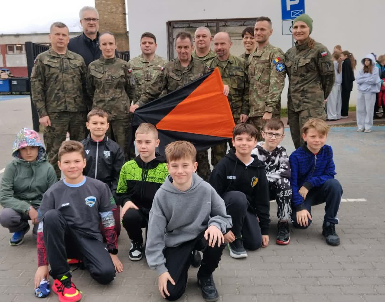 Żagańscy uczniowie w Biegu Pancerniaka upamiętniają patrona