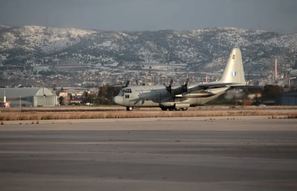 Turecka baza lotnicza Incirlik. Fot. PAP/EPA/GEORGE VITSARAS
