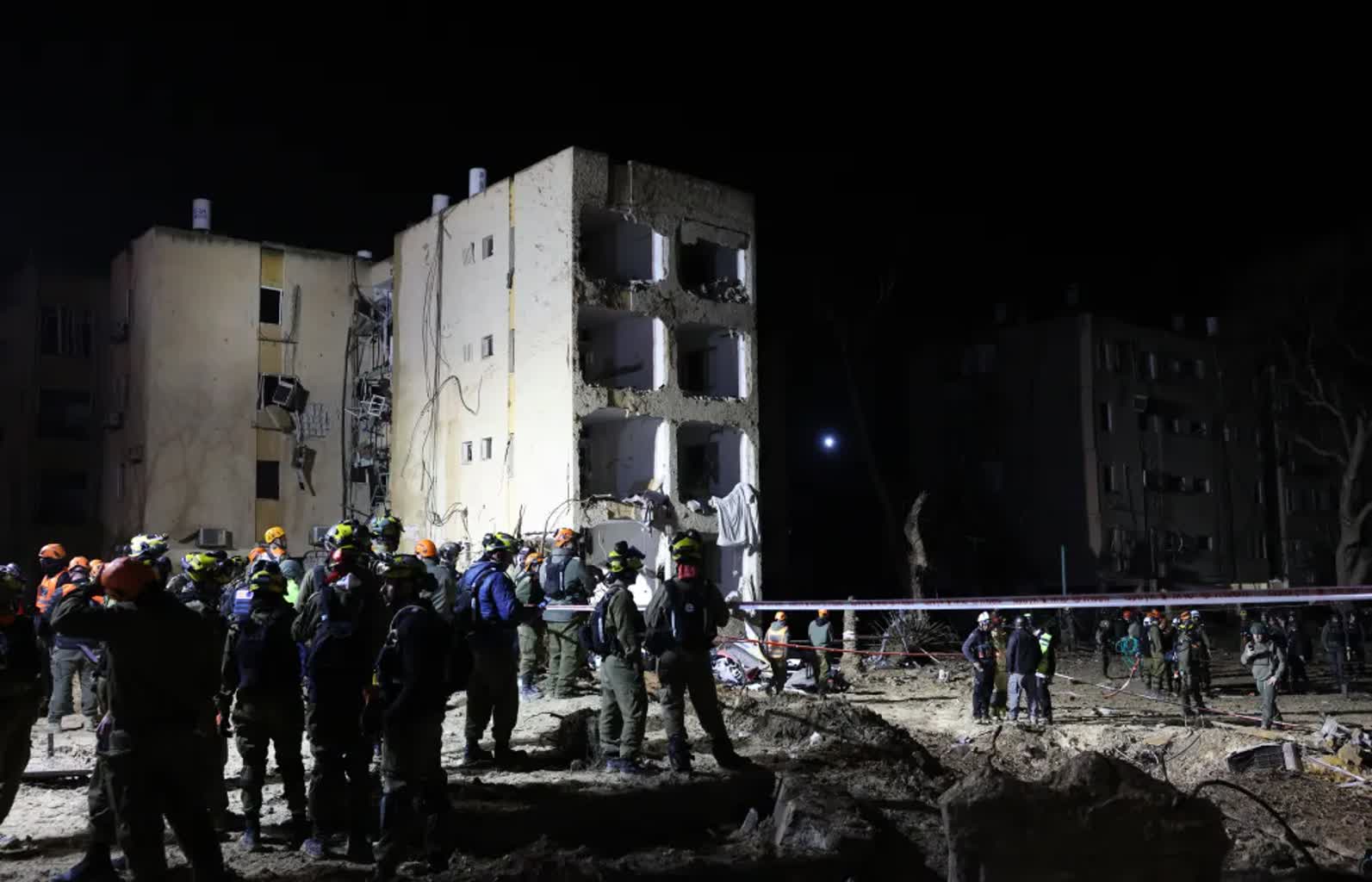 23. dzień operacji przeciwko Iranowi. Irański pocisk uderzył w miasto Arad na południu Izraela. Wielu rannych [RELACJA]