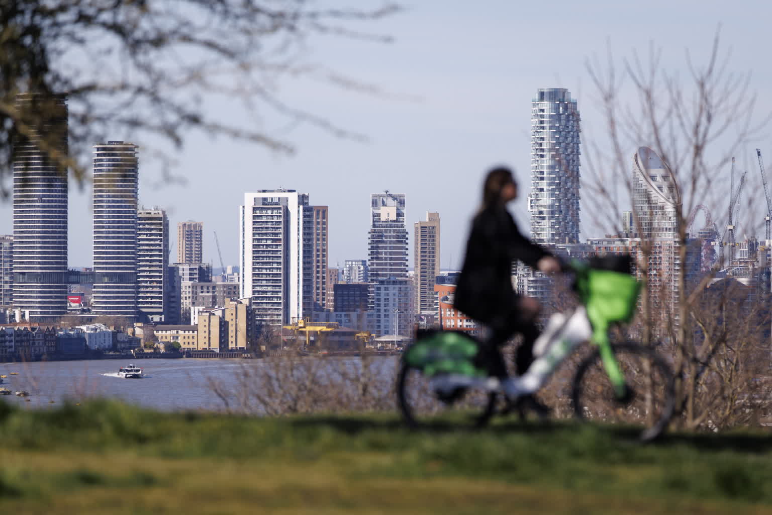 Starmer zwołuje COBRĘ w reakcji na napięcia na Bliskim Wschodzie