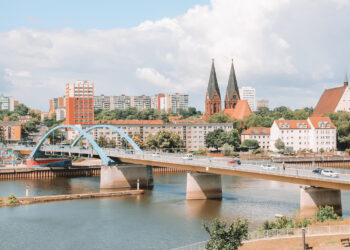 Most na Odrze łączący Słubice z Frankfurtem (Gmina Słubice)