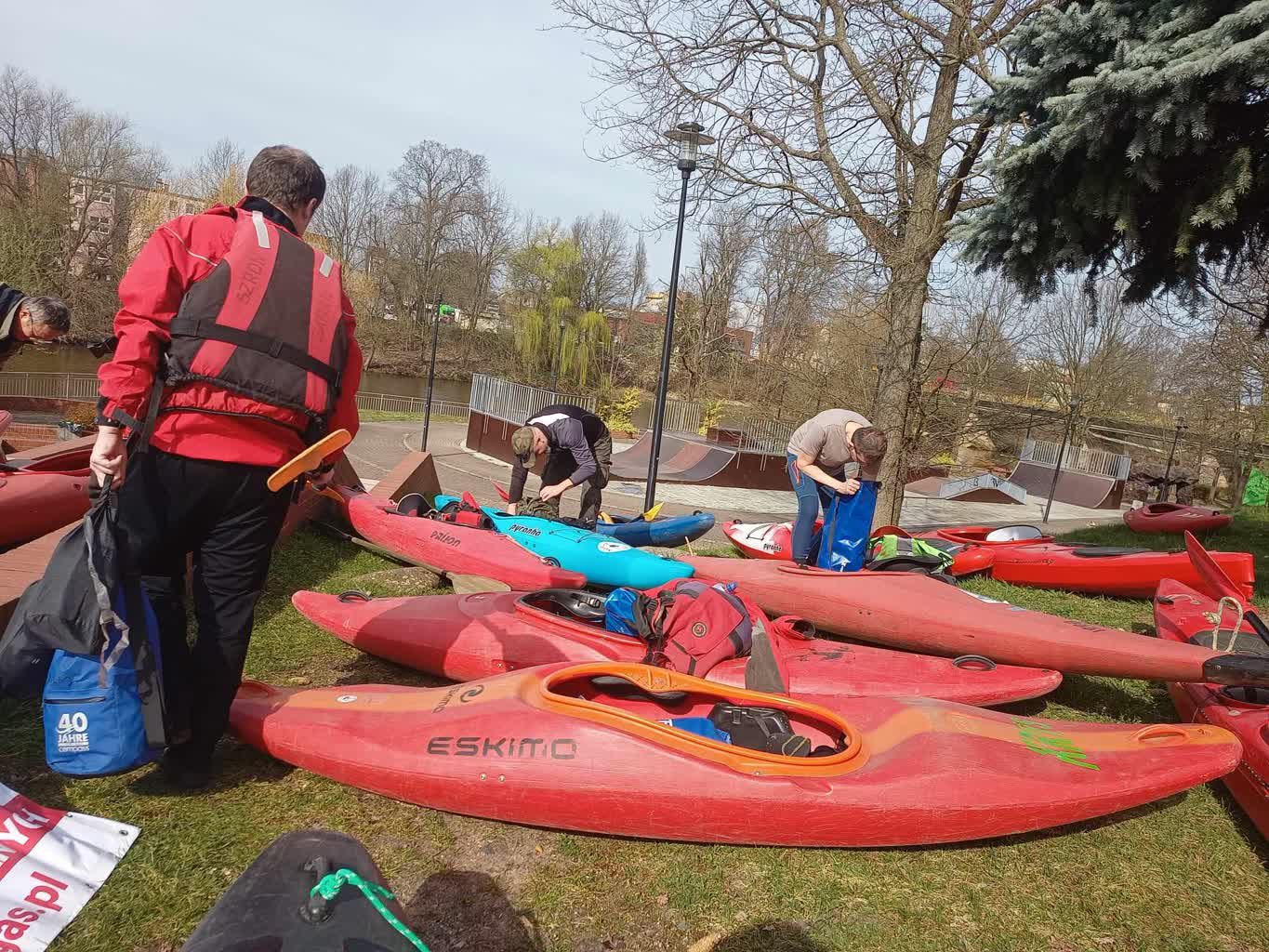 Kajakowy spływ „Zimowe żagańskie rzeki”