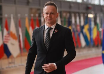 Minister spraw zagranicznych Węgier Peter Szijjarto. Fot. PAP/EPA/OLIVIER HOSLET