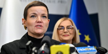 Na pierwszym planie Marta Cienkowska (PAP/Piotr Polak)