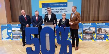 Zarząd województwa lubuskiego zakontraktował ponad połowę pieniędzy w ramach unijnej perspektywy 2021-27 (fot. Piotr Bakselerowicz)