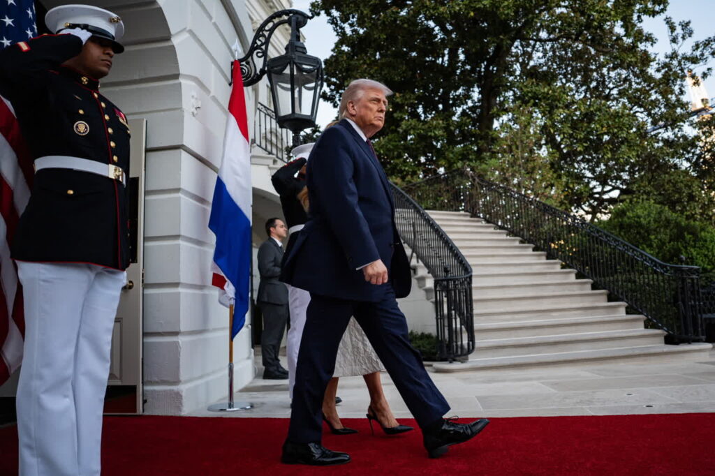 Na zdjęciu Donald Trump (PAP/EPA/SALWAN GEORGES / POOL)