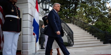 Na zdjęciu Donald Trump (PAP/EPA/SALWAN GEORGES / POOL)