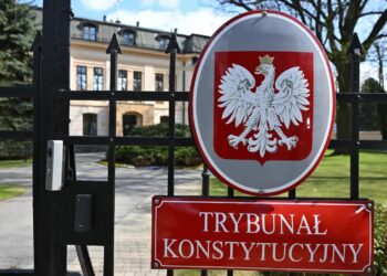 Siedziba Trybunału Konstytucyjnego. Fot. PAP/Radek Pietruszka