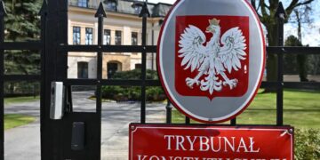 Siedziba Trybunału Konstytucyjnego. Fot. PAP/Radek Pietruszka