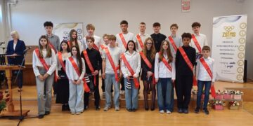 Laureaci plebiscytu na najlepszego sportowca 2025 roku w zielonogórskim ZSMS (fot. Piotr Bakselerowicz)