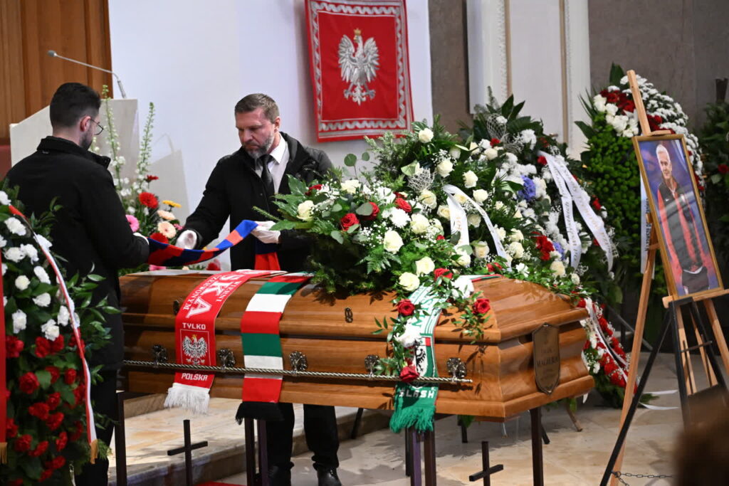 UROCZYSTOŚCI POGRZEBOWE JACKA MAGIERY. Fot. PAP/Radek Pietruszka