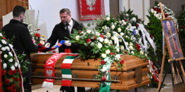 UROCZYSTOŚCI POGRZEBOWE JACKA MAGIERY. Fot. PAP/Radek Pietruszka