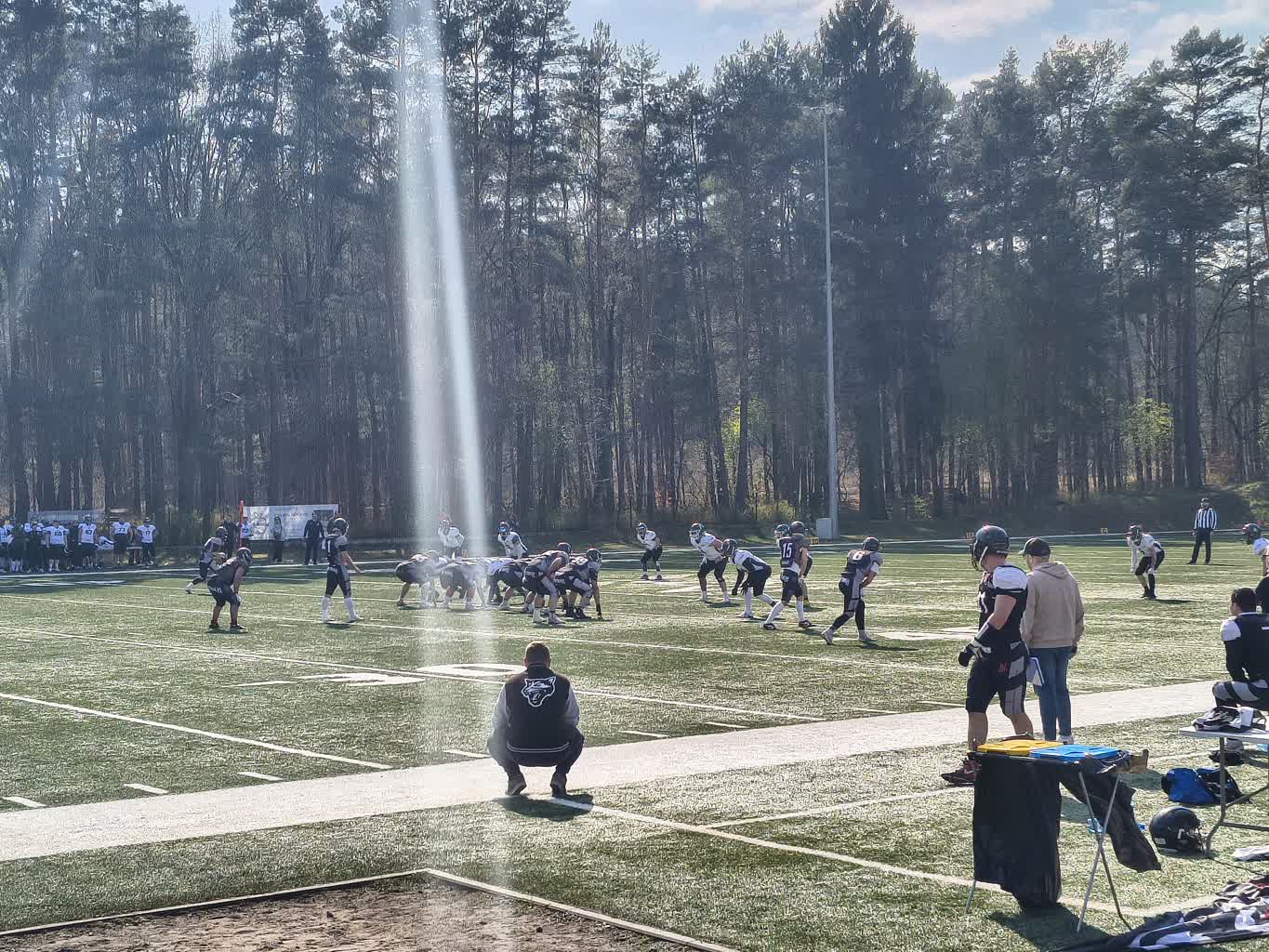 Wataha dwukrotnie rozbiła defensywę Tytanów