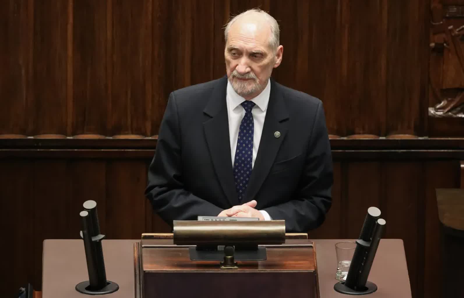 Antoni Macierewicz bez immunitetu. Posłowie podjęli decyzję