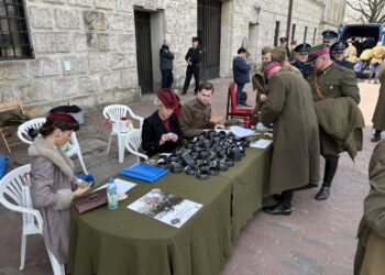 Facebook/KatynskiMarszCieni