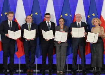 Wybrani przez Sejm na sędziów Trybunału Konstytucyjnego Fot. PAP/Paweł Supernak