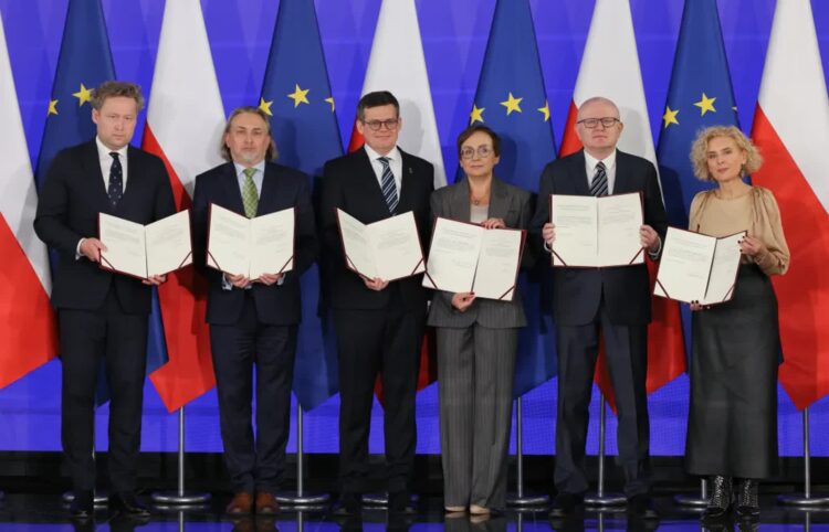 Wybrani przez Sejm na sędziów Trybunału Konstytucyjnego Fot. PAP/Paweł Supernak