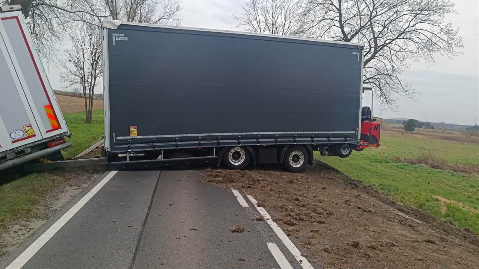 Koniec utrudnień w ruchu na DK27 na wysokości Piasków