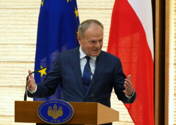 Premier Donald Tusk. Fot. PAP/EPA/Hiro Komae / POOL