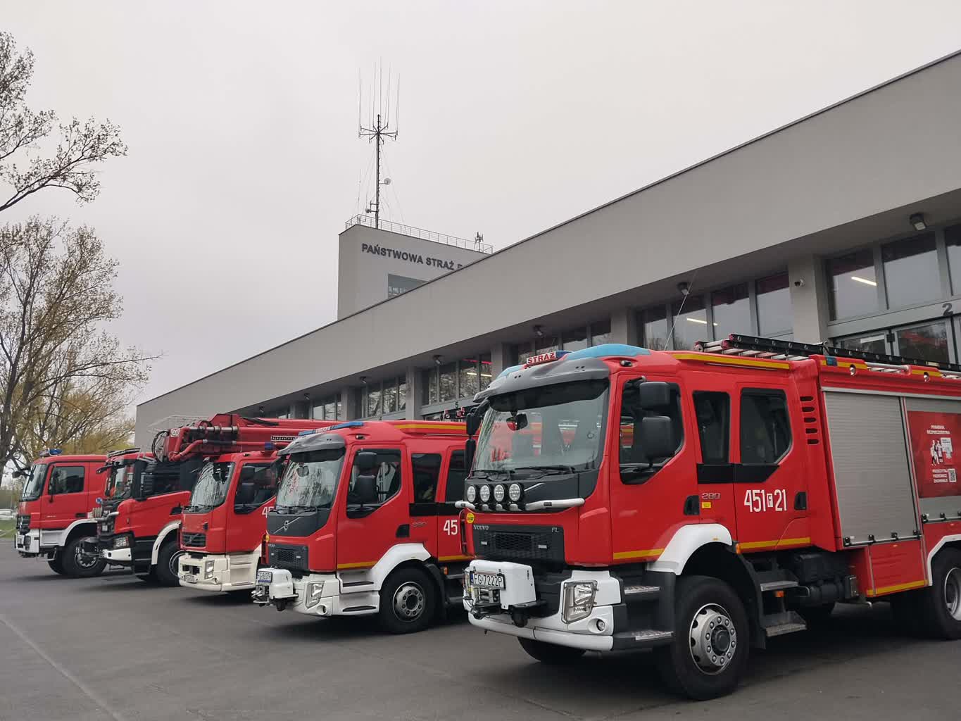Żarscy strażacy zapraszają na dzień otwarty komendy PSP